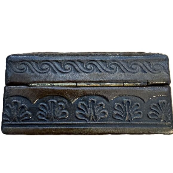 Small Leather-Bound Carved Wooden Trinket Box w/ Hinged Lid - Picture 3 of 7